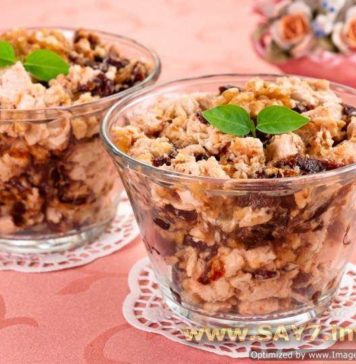 Салат с куриным филе и черносливом
