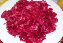 Капуста, квашеная со свеклой
