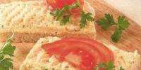 Бутерброды с паштетом и овощами